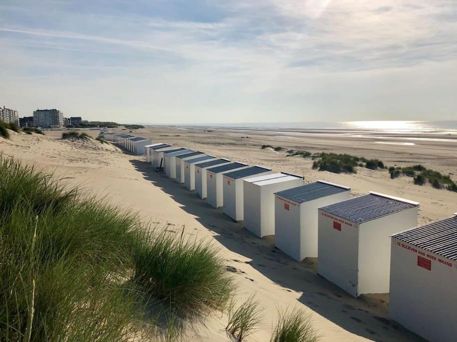 Ferienwohnung Hhvdk Aan Zee Oostduinkerke Exterior foto