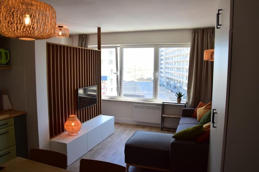 Ferienwohnung Hhvdk Aan Zee Oostduinkerke Exterior foto