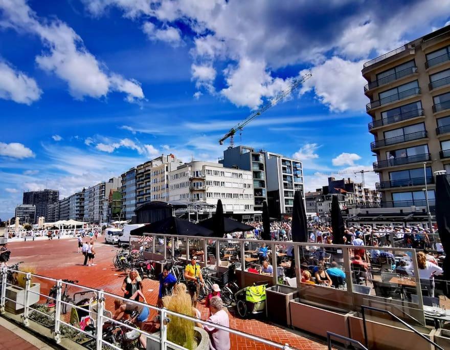 Ferienwohnung Hhvdk Aan Zee Oostduinkerke Exterior foto